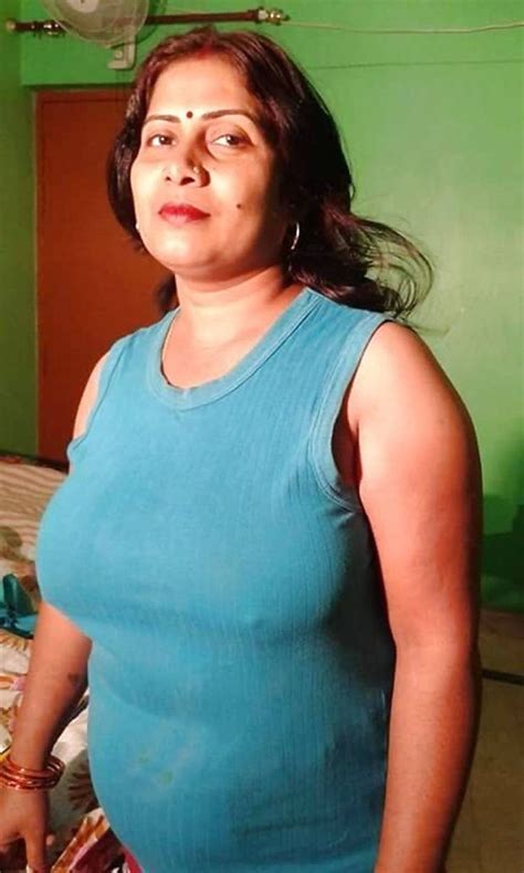 desi nude lund|Lund Pics of a Big and Hard Indian Cock